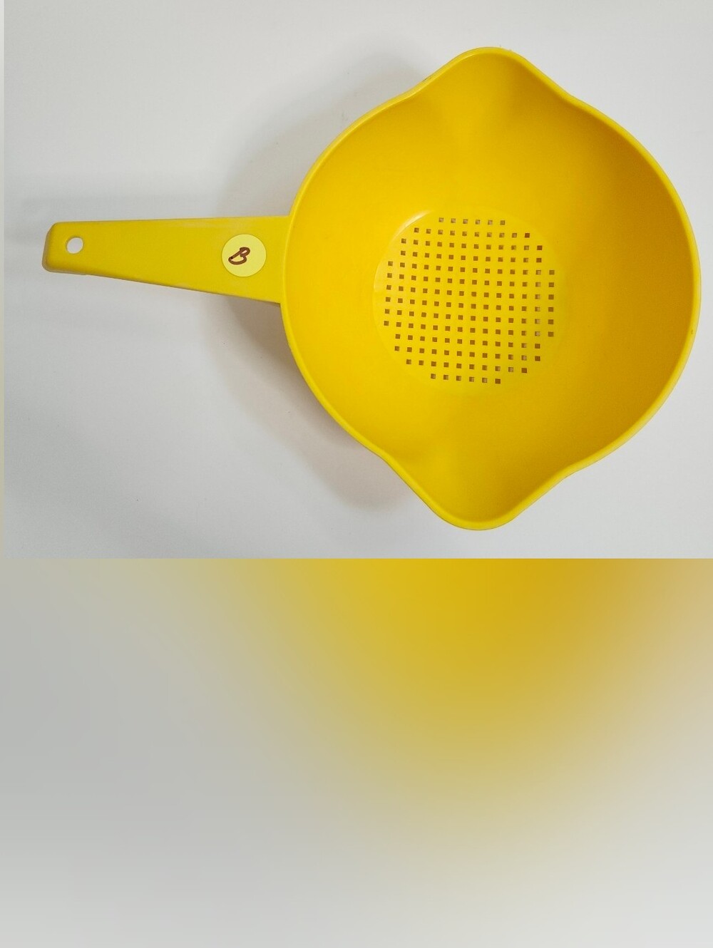Vintage 80s Tupperware 1 Quart Goldenrod Colander/Strainer 1200-10 11X8" GUC